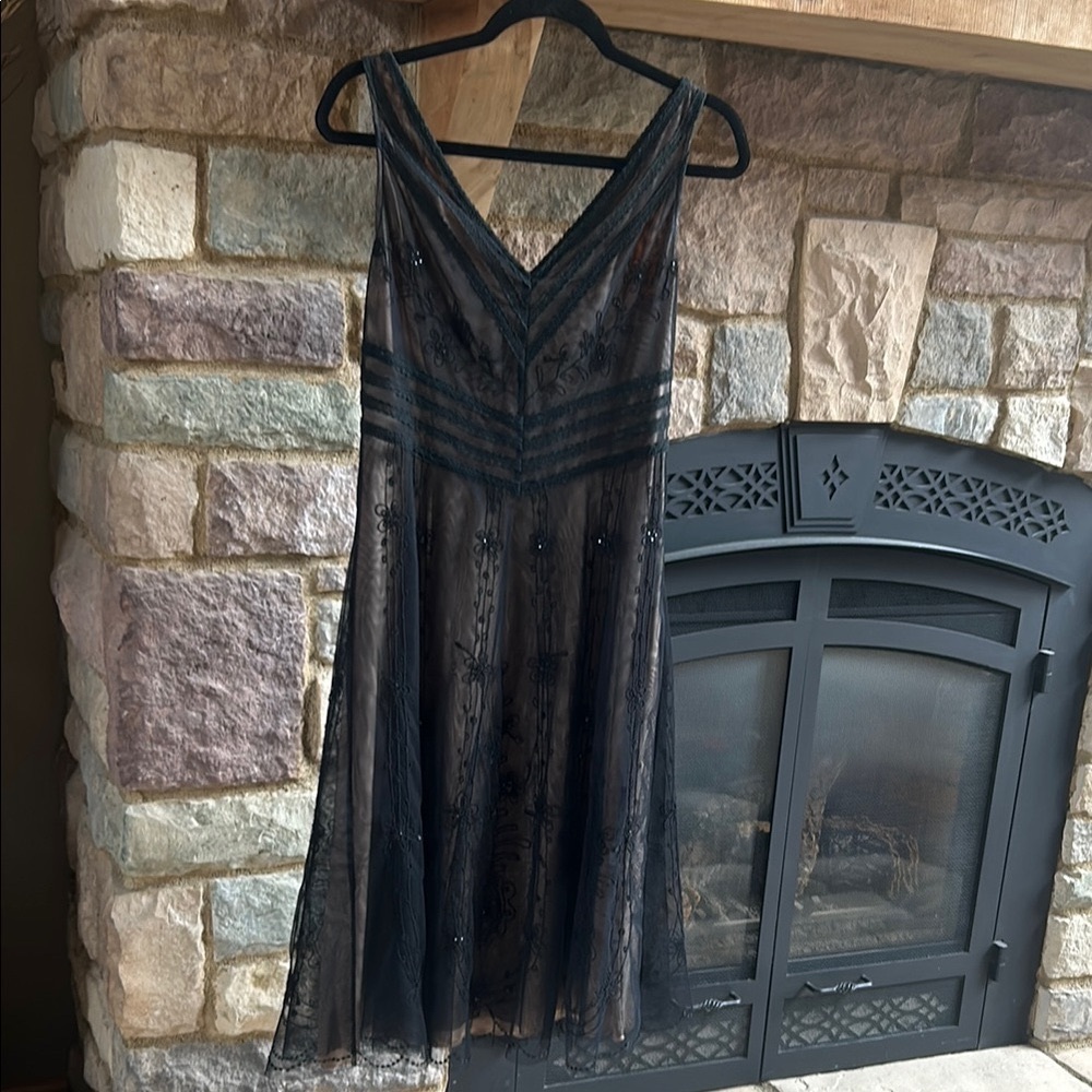 Black Midi Slip Dress with V-Neck for Cocktail